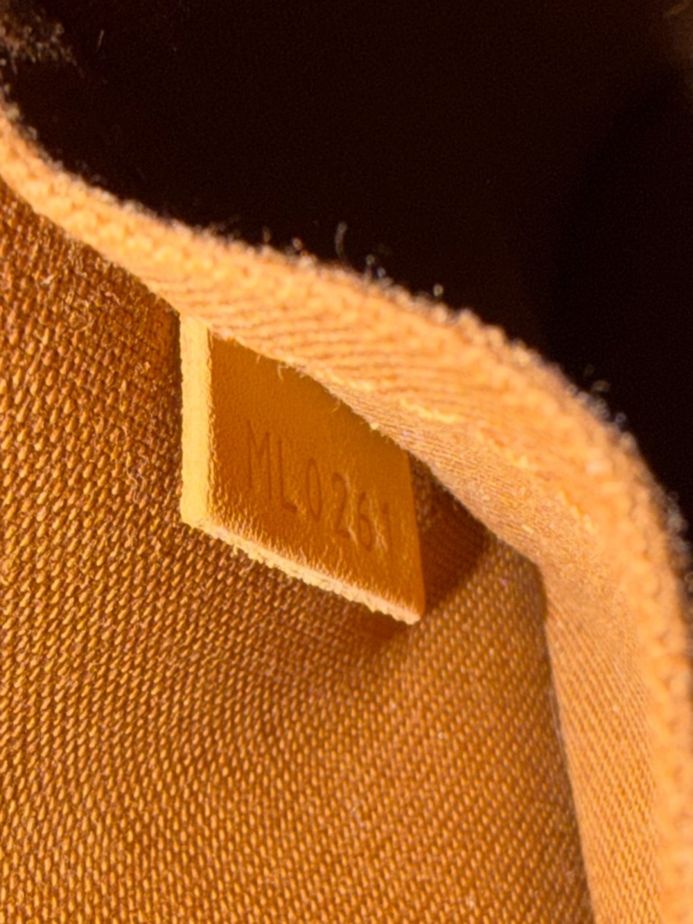 Louis Vuitton Monogram Alma BB - Picture 7 of 9